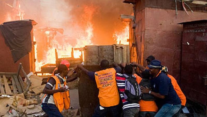 Cea mai importanta piata comerciala din Haiti, distrusa de incendiu