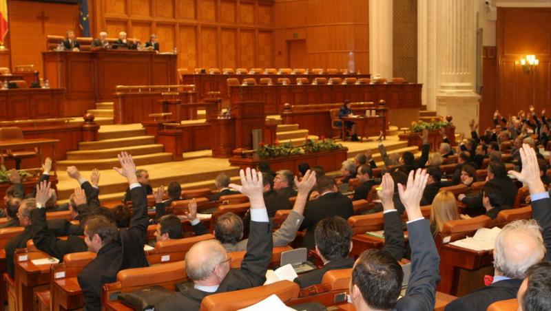 Camera Deputatilor a adoptat pana la urma Legea ANI