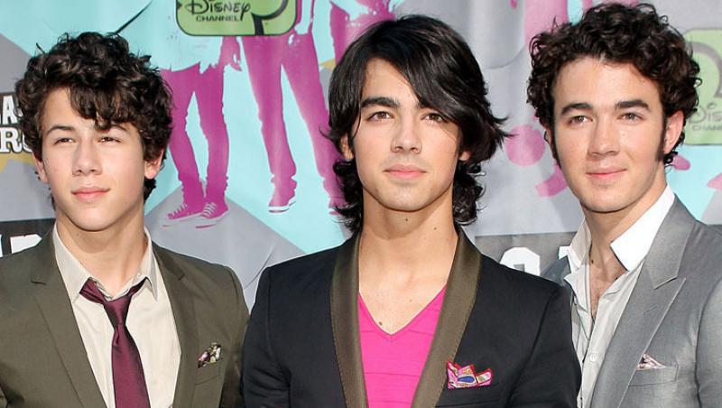 Jonas Brothers, 20 de milioane de accesari pe MySpace