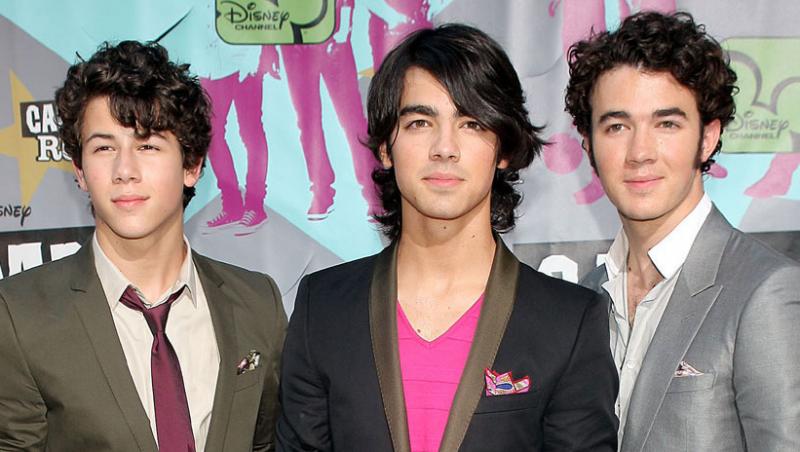 Jonas Brothers, 20 de milioane de accesari pe MySpace
