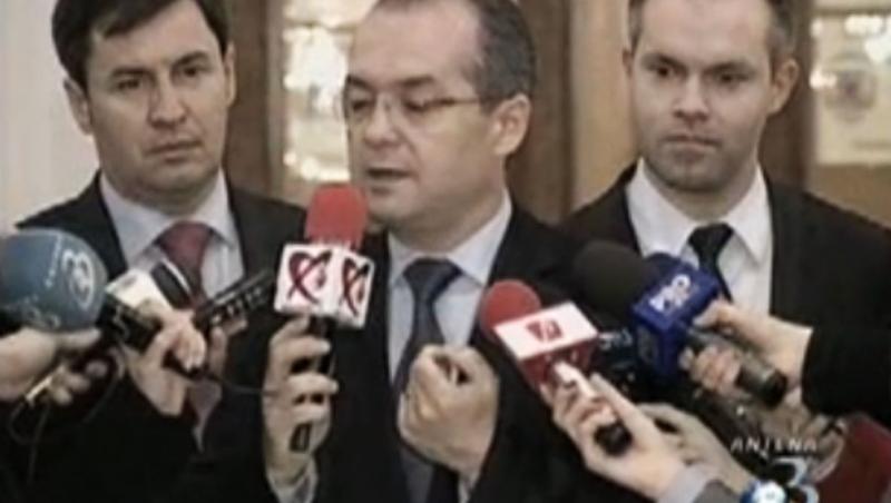 VIDEO: Boc i-a luat microfonul unui reporter, acuzand presa de dezinformare