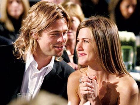 Brad Pitt si Jennifer Aniston sunt amanti