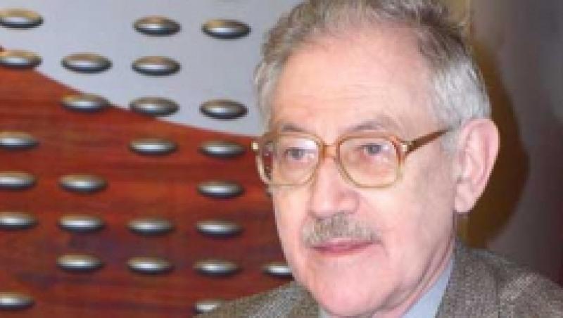 Academicianul Florin Constantiniu a implinit 77 de ani