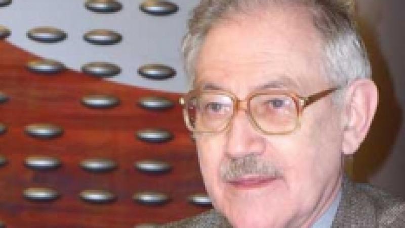 Academicianul Florin Constantiniu a implinit 77 de ani