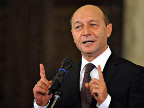Traian Basescu a devenit primul proprietar Dacia Duster