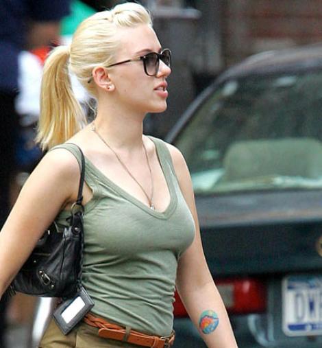 Scarlett Johansson: Tatuajul meu are o semnificatie secreta. Si asa va ramane