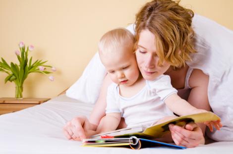 De ce este important sa ii citesti bebelusului