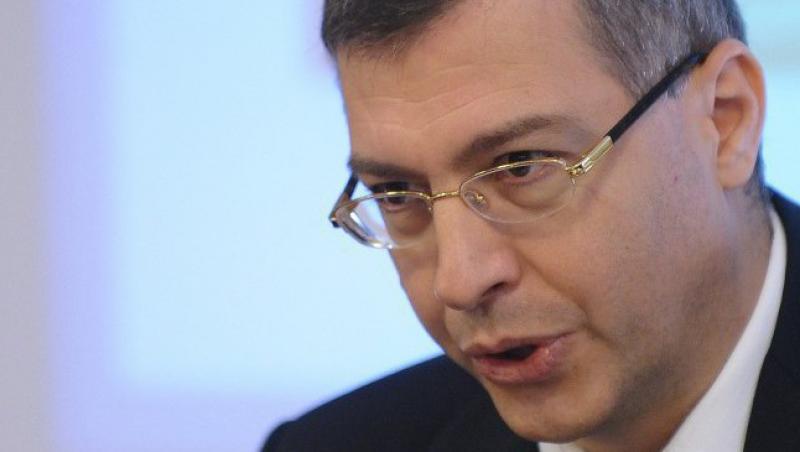 Mustrari de constiinta / Ionut Popescu a demisionat de la Eximbank pentru ca nu-si poate reduce singur indemnizatia