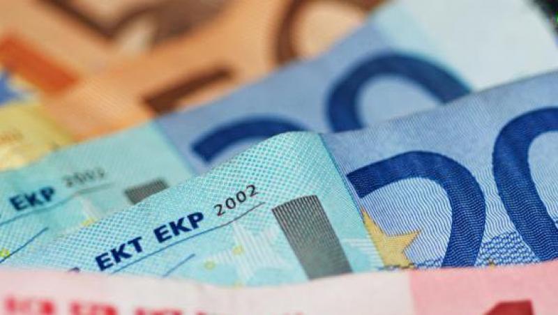 Grecia a accesat primele fonduri acordate de UE si FMI