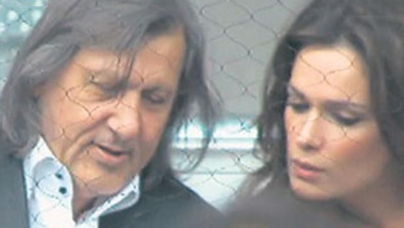 Ilie Nastase, in preajma unei tinere vedete