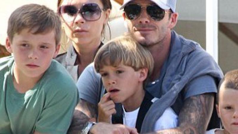 David Beckham cu sotia si copii la concert