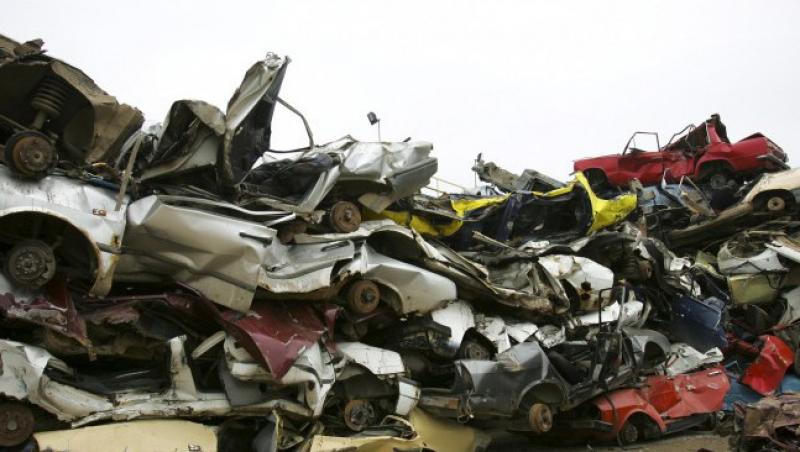 Vanzarile de masini noi au scazut cu peste 50% in 2010, in ciuda programului Rabla