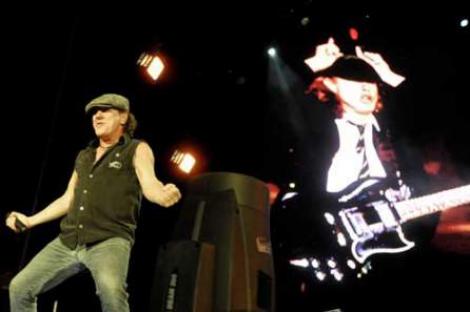 Show-ul AC/DC, doi ani de munca