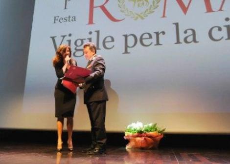 Ramona Badescu ii invata limba romana pe politistii italieni