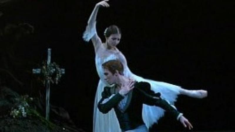 Alina Cojocaru si Johan Kobborg danseaza Giselle pe scena Operei din Bucuresti