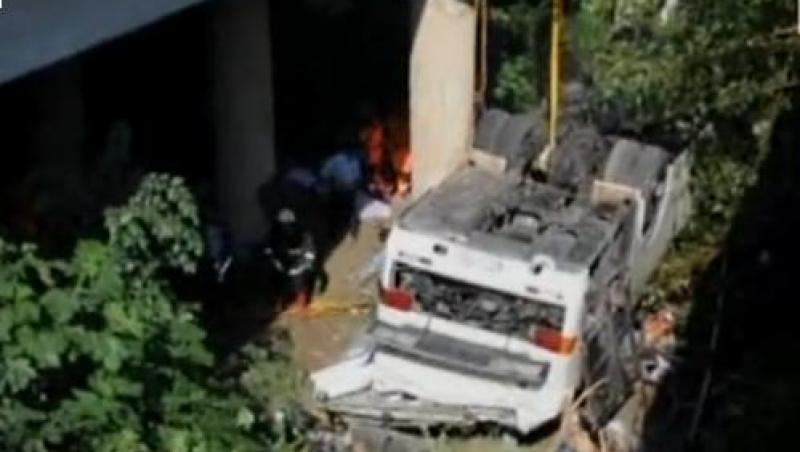 16 oameni au murit in Turcia intr-un accident de autocar