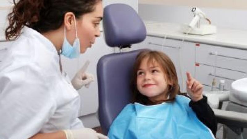 VIDEO! Cand ne ducem copiii la stomatolog