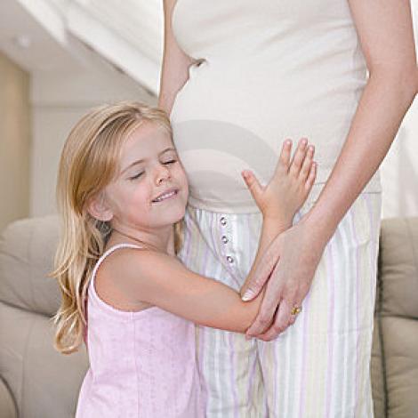 Vine barza...a doua oara! Cum pregatim primul copil sa faca fata schimbarii?