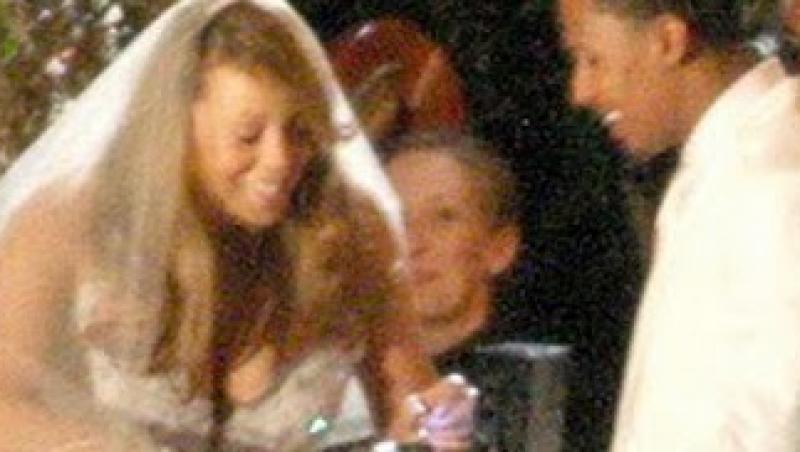 Mariah Carey a plesnit in rochia de mireasa