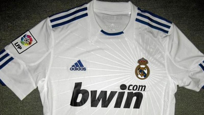 FOTO / Vezi cum arata noul tricou al lui Real Madrid!