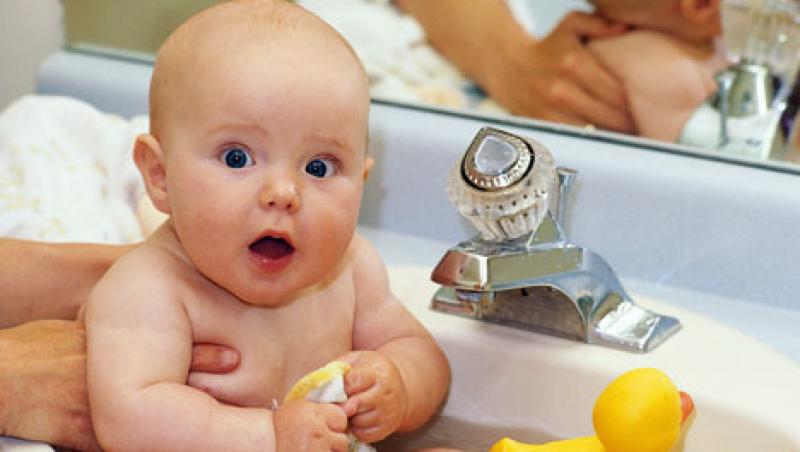 Substante cancerigene in produsele de baie pentru copii!