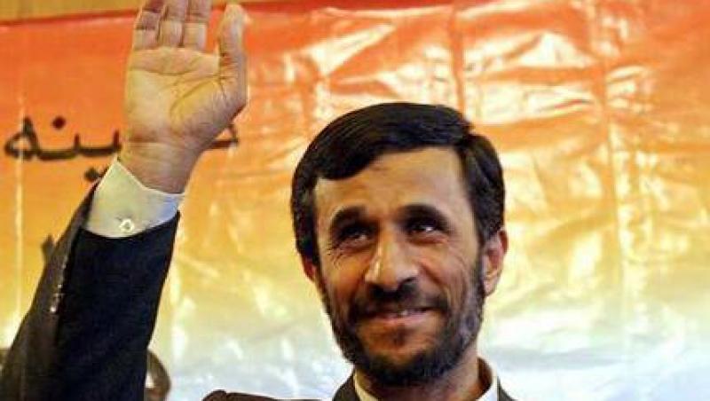 Mahmoud Ahmadinejad: 