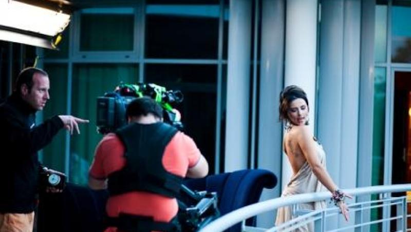 FOTO Lavinia a filmat clip de 15 mii de euro in Antalya!