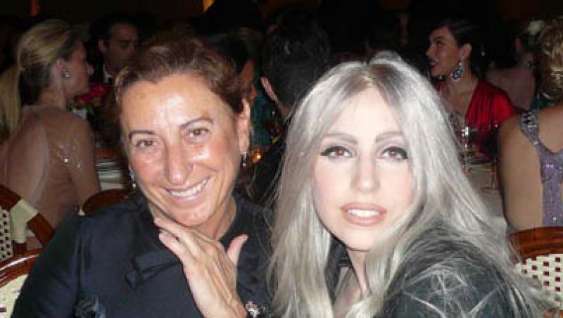 Lady Gaga, de nerecunoscut la MET