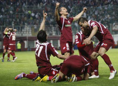 Rapid Bucuresti - Pandurii Tg. Jiu, in direct la Antena 1, luni, ora 21:45/ Vezi programul complet al etapei 32