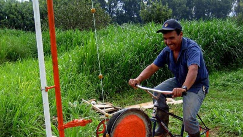 Din culturile lumii: Guatemala si bicicleta care scoate apa