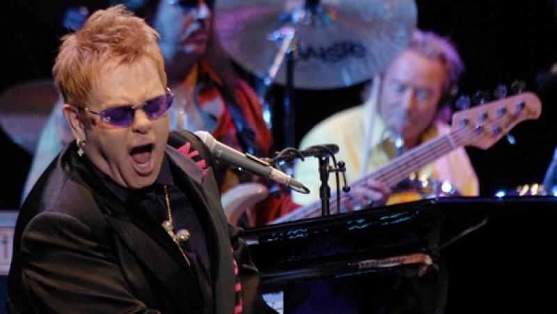 Elton John a concertat in Romania