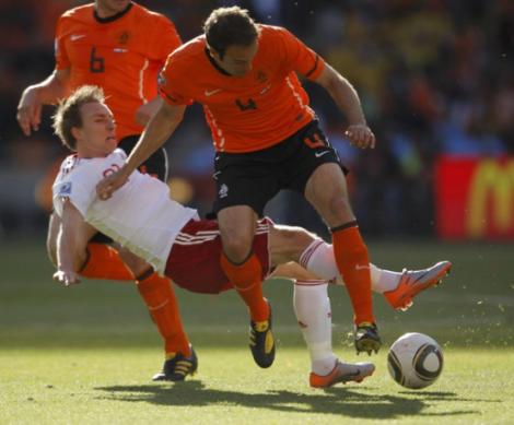 VIDEO Olanda - Danemarca 2-0/ Victorie cu noroc