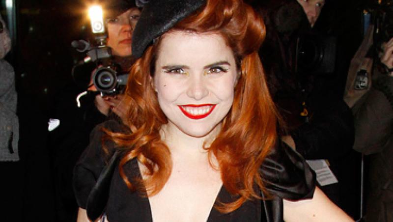 Paloma Faith: Fetelor, purtati culori deschise, tocuri si ruj rosu!