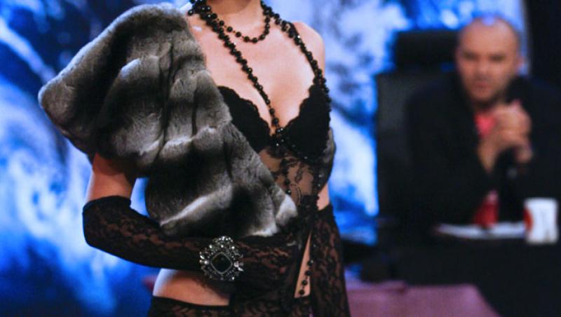 Prezentare de moda INCENDIARA la Capatos!