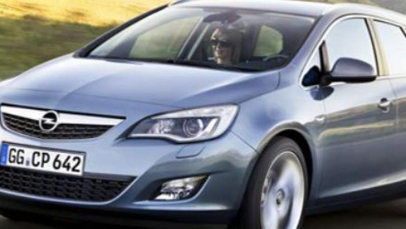 Opel Astra se face baiat de casa