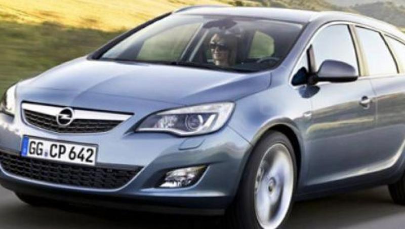 Opel Astra se face baiat de casa