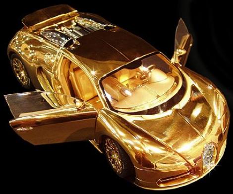 Bugatti Veyron de jucarie: aur 24 de carate, 7 kilograme, doua milioane de lire!