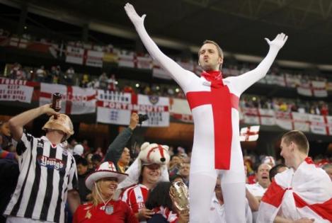 Incident la CM: Un fan englez a intrat in vestiarul Angliei!