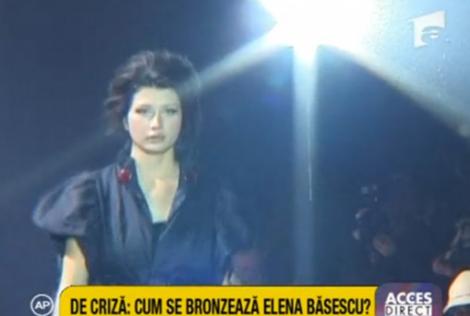 Elena Basescu se bronzeaza 5 minute cu 150 lei
