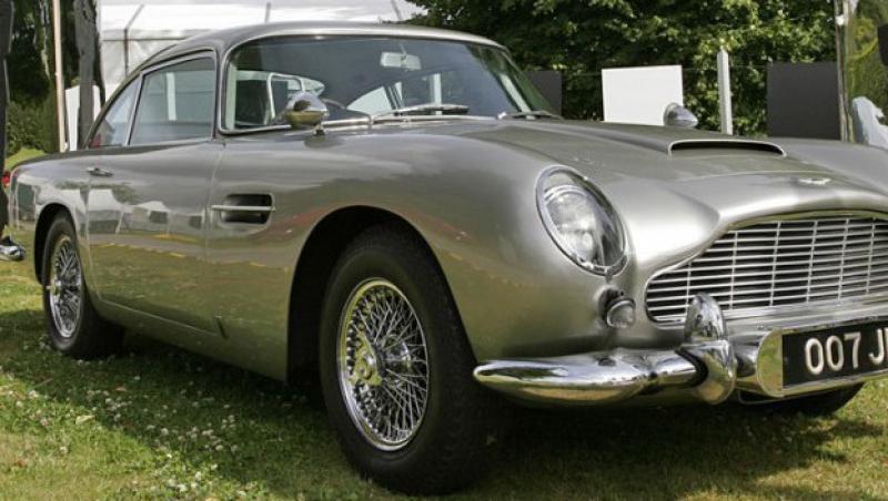 FOTO / Licenta de a ucide: Aston Martin-ul DB5 al lui James Bond, scos la licitatie
