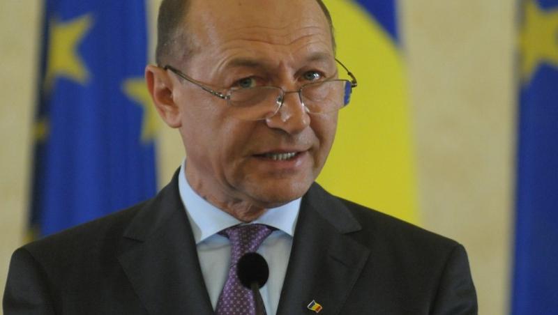 Parlamentul, somat din nou de Basescu sa accelereze adoptarea Codurilor de procedura si Legea ANI