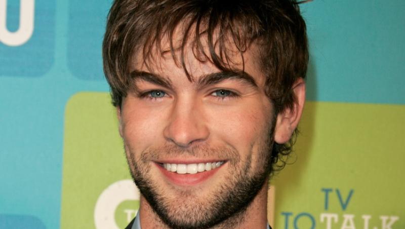 Chace Crawford s-a cuplat cu un model canadian