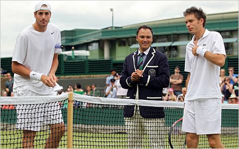 Wimbledon/ Meciul istoric castigat de John Isner cu 68-70 in decisiv!