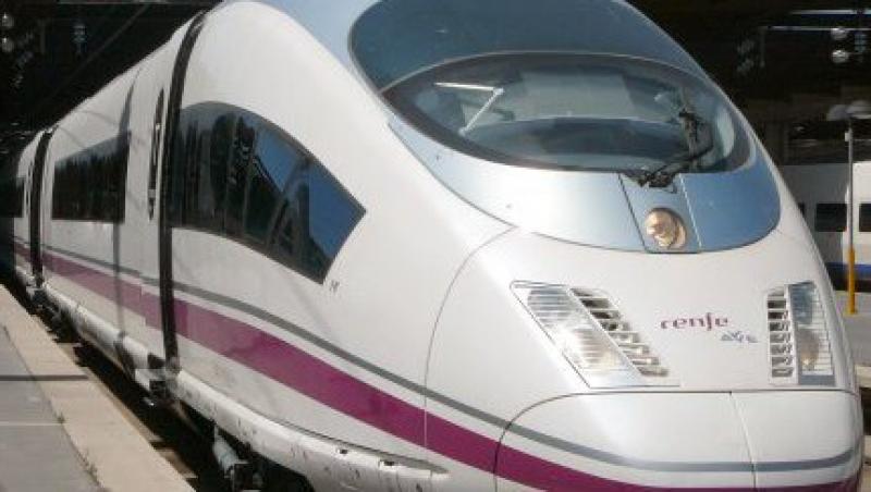 Barcelona: Cel putin 12 oameni au murit spulberati de tren