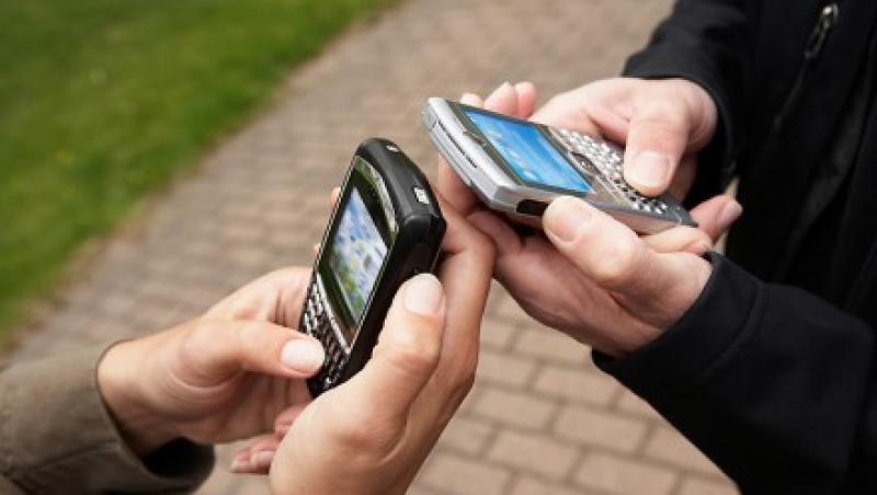 Se ieftinesc apelurile in roaming si navigarea pe internet de pe mobil