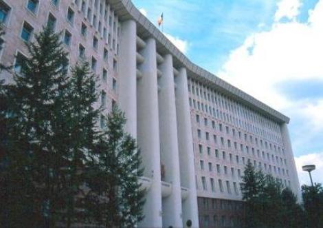 Moldova: Parlamentul de la Chisinau amana condamnarea comunismului​