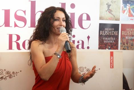 VIDEO! Mihaela Radulescu se uita la "Alice in tara minunilor"