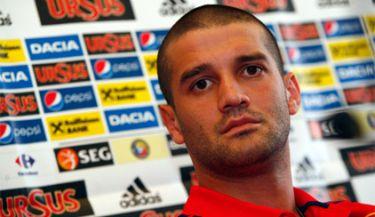 Cristi Chivu a parasit cantonamentul din Austria dupa ce a suferit o intindere