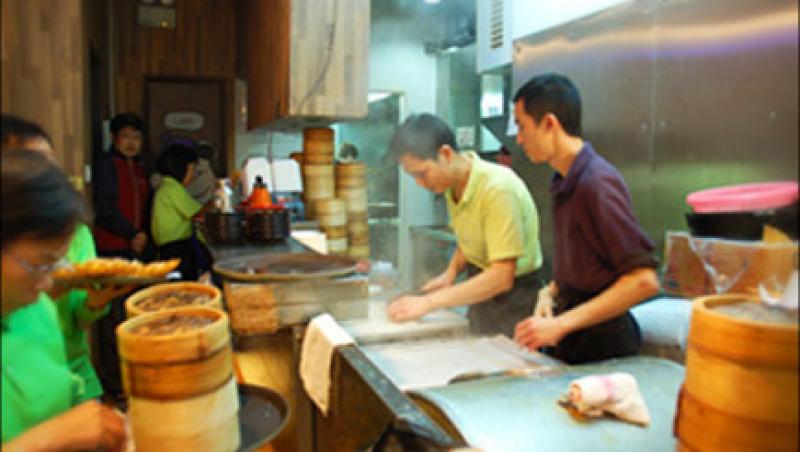 Tim Ho Wan - cel mai ieftin restaurant Michelin din lume