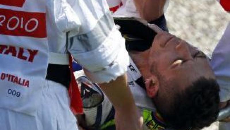 VIDEO / MotoGP: Valentino Rossi s-a accidentat grav si va pierde titlul mondial!